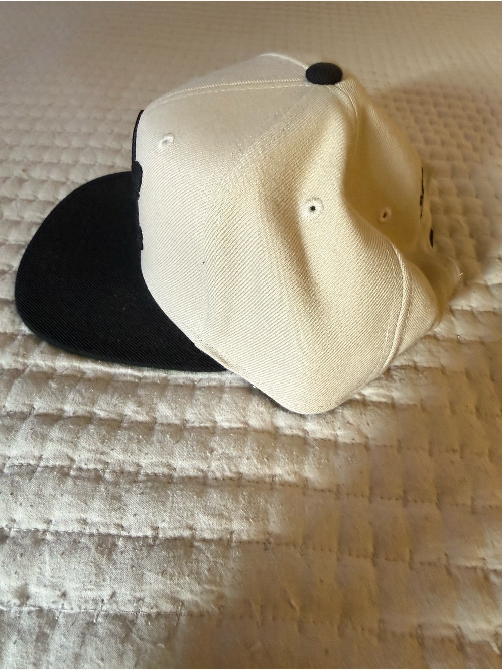 adidas Two-Tone Cream and Black Snapback Cap - Picture 2 of 5